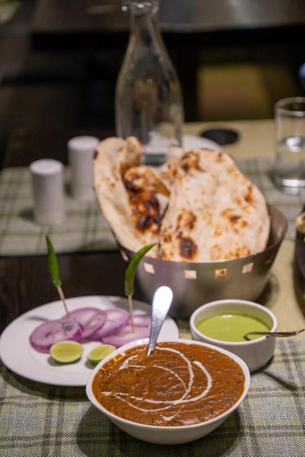 Barsana Boutique Hotel - Pure Vegetarian Kolkata Exterior photo